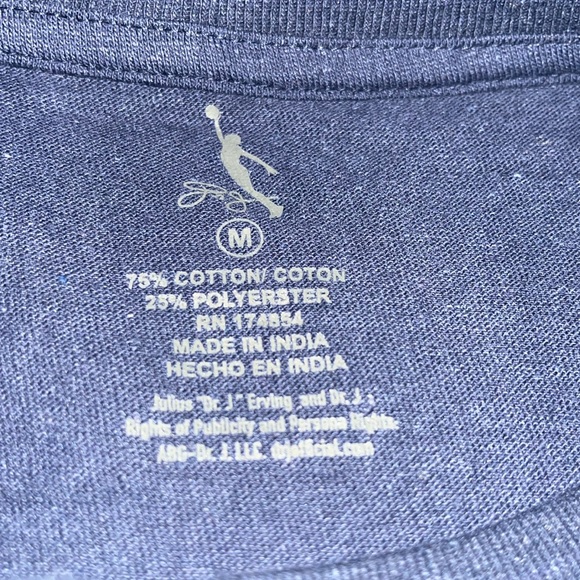 Blue/White Doctor J Est. ‘76  Tee - Size M - Picture 4 of 5